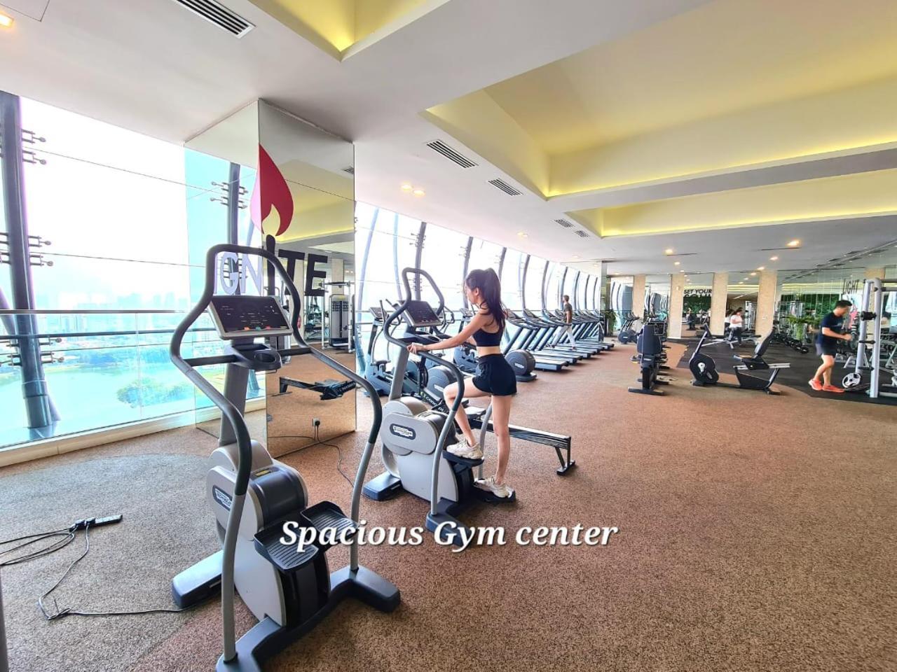 M City Service Suite Klcc 吉隆坡 外观 照片