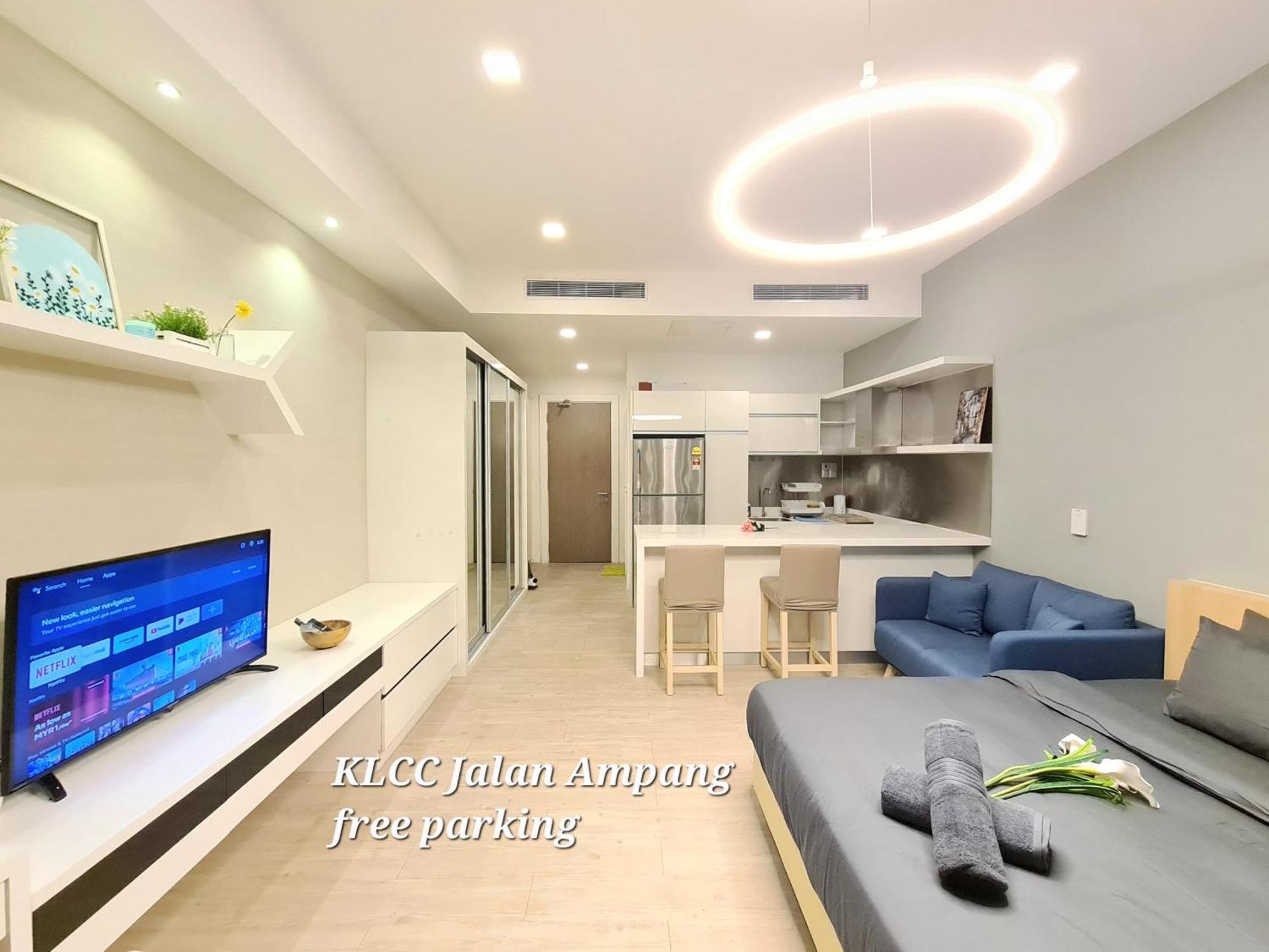M City Service Suite Klcc 吉隆坡 外观 照片